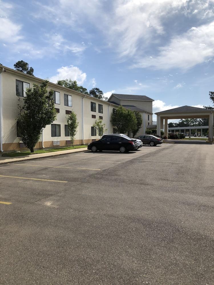 Millennium Inn Ellisville Εξωτερικό φωτογραφία